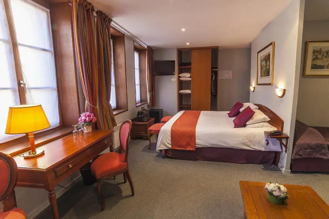 Hotel Les Hauts de Montreuil 3