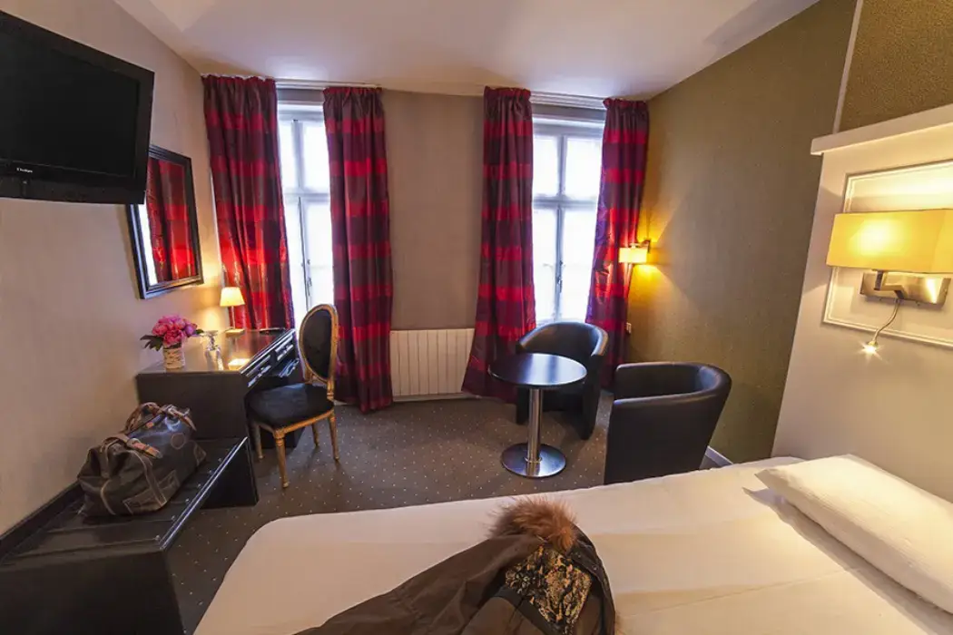 Hotel Les Hauts de Montreuil 4