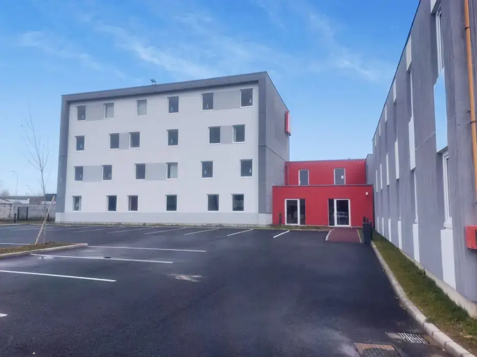 Ibis Moulins Sud 10