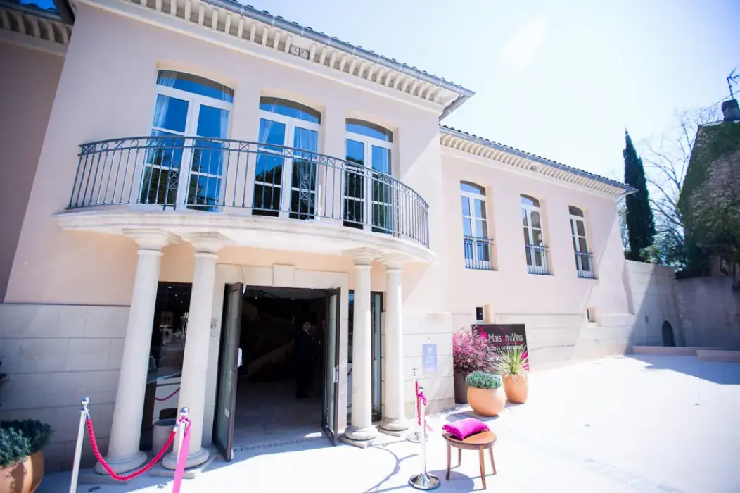 Maison des Vins 4