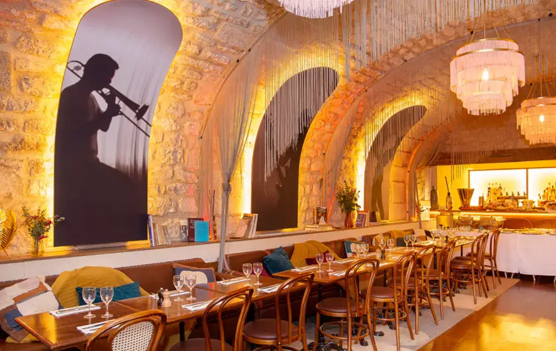 Le Café Louise - Saint Germain des Près 14