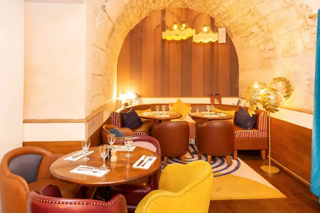 Le Café Louise - Saint Germain des Près 17