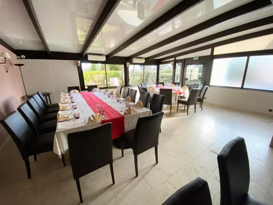Hôtel Castel Burgond et Le double V restaurant 5