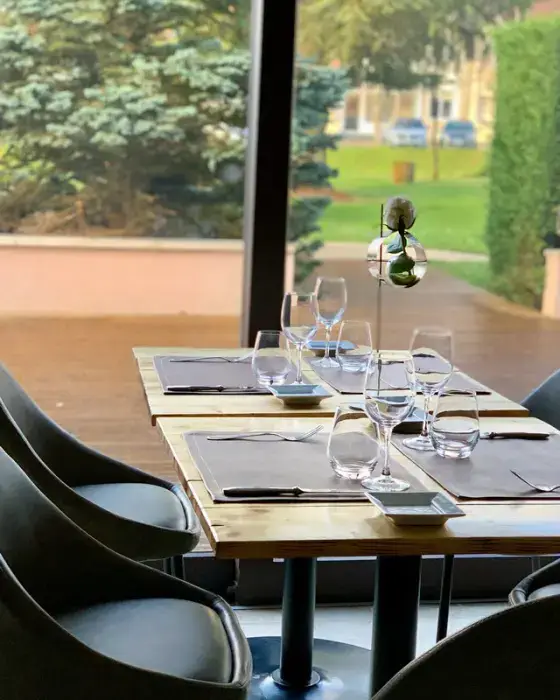 Hôtel Castel Burgond et Le double V restaurant 8