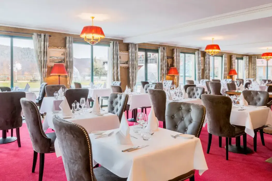 Les Violettes Hôtel Et Spa 4