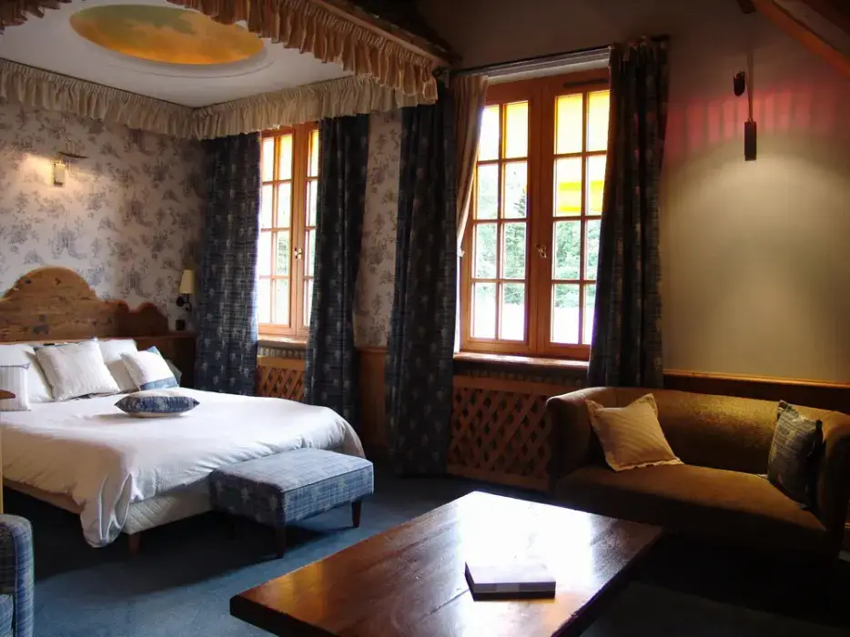 Les Violettes Hôtel Et Spa 11