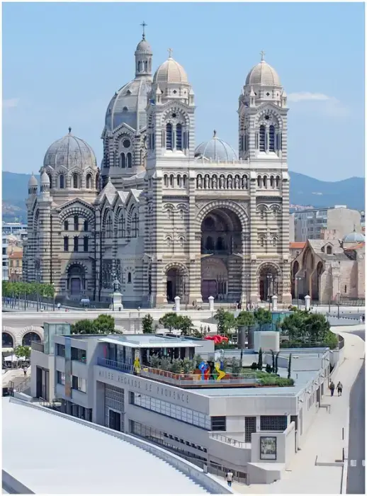 Musée Regards de Provence 9
