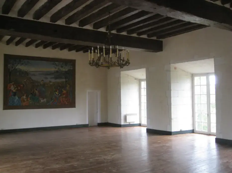 Château de l'Isle Savary 4