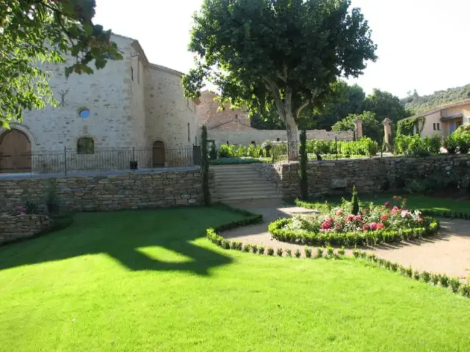 Domaine de Saint Bacchi 8
