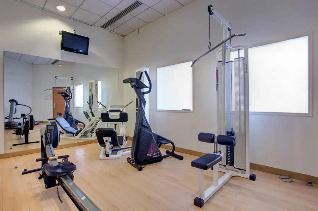 Best Western Plus Paris Saclay 7