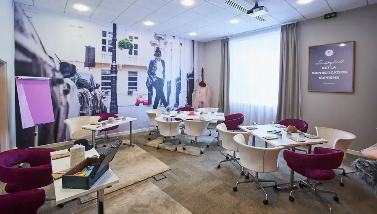 Best Western Plus Paris Saclay 9