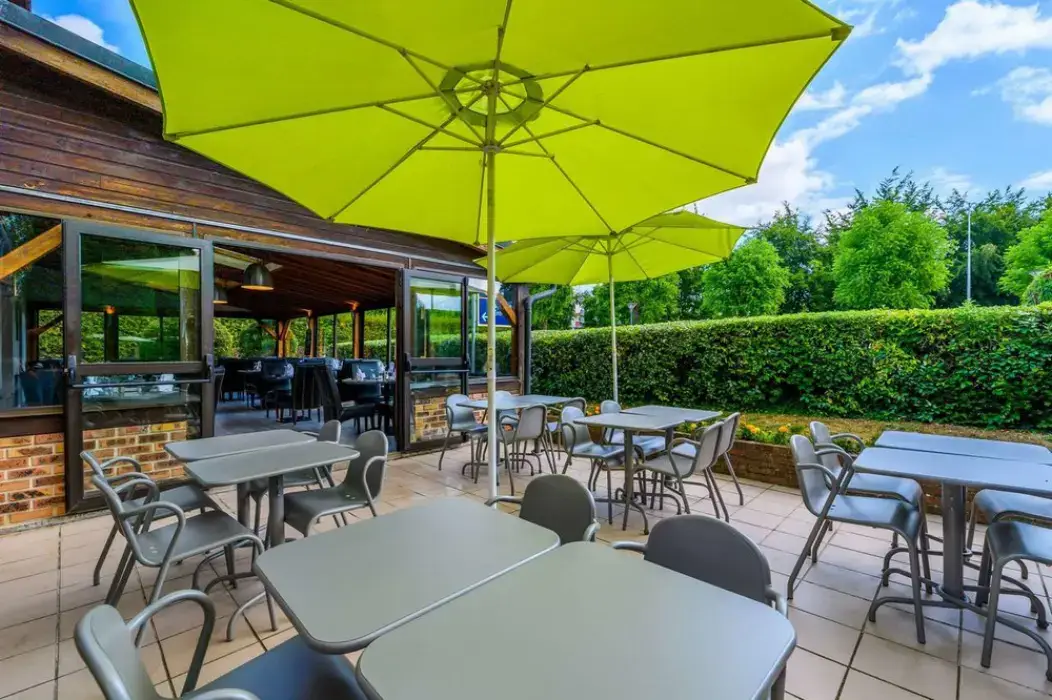 Comfort Hotel Evreux 3