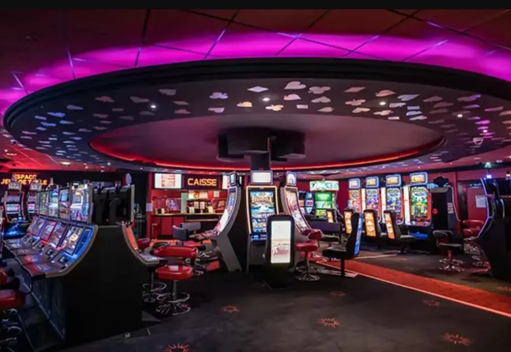 Casino Circus de Carnac 6