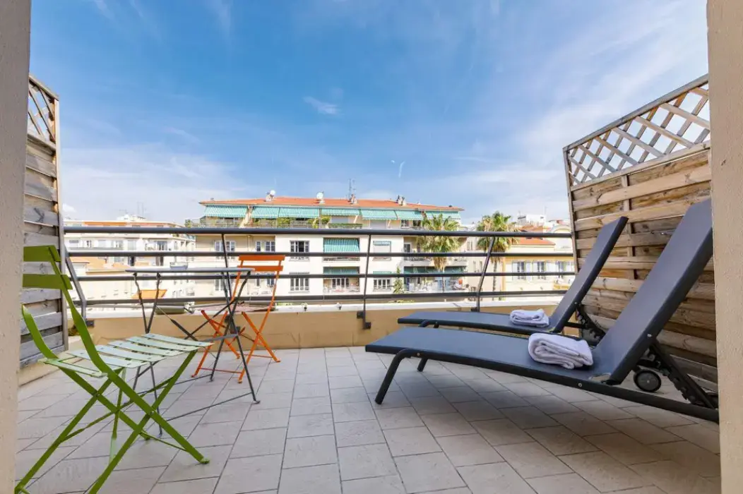 Hôtel Nice Riviera 9