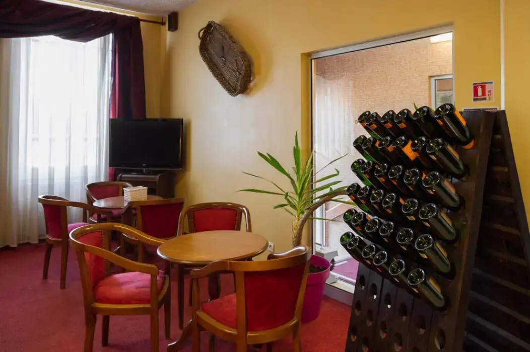 Hôtel Restaurant de Champagne 4