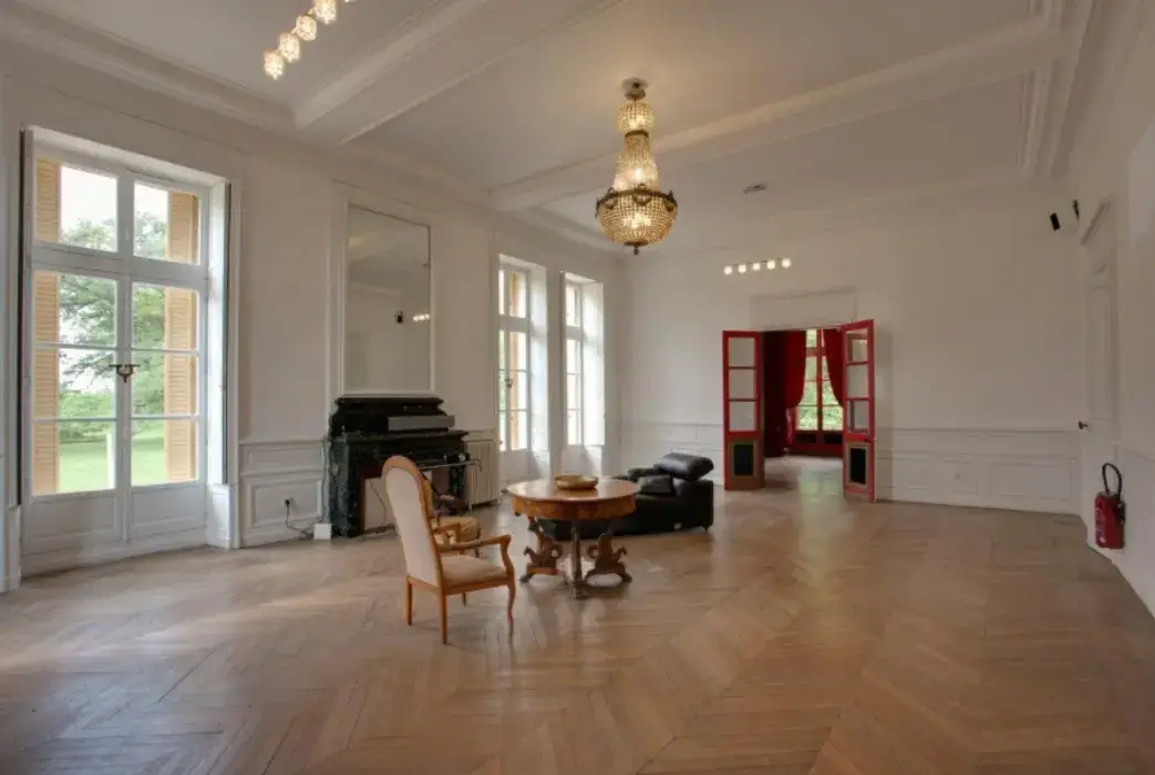 Chateau de la Plaudiere 7