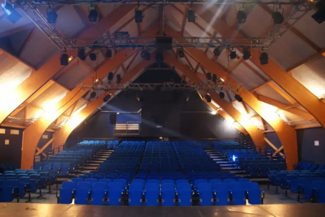 Palais des Arts et des Festivals Dinard 6