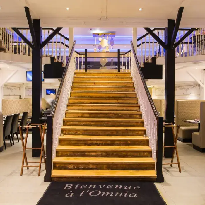 Omnia restaurant 5