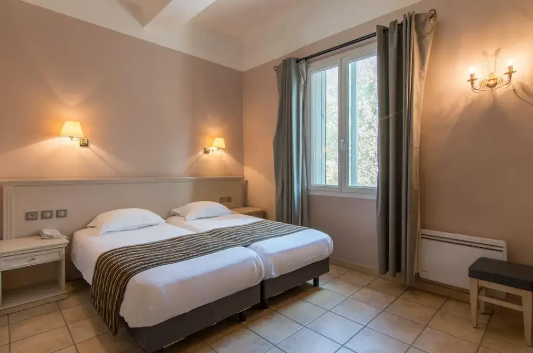 Hôtel Artea Aix Centre 9