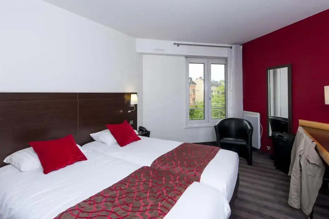 Brit Hotel Belfort Centre Le Boréal 2