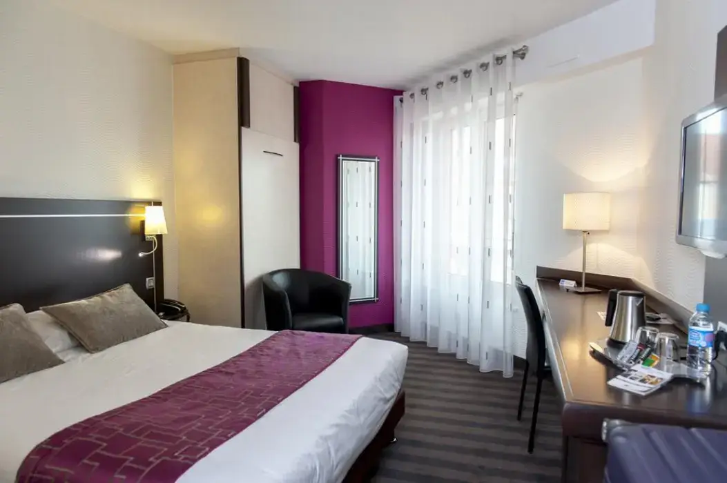 Brit Hotel Belfort Centre Le Boréal 3