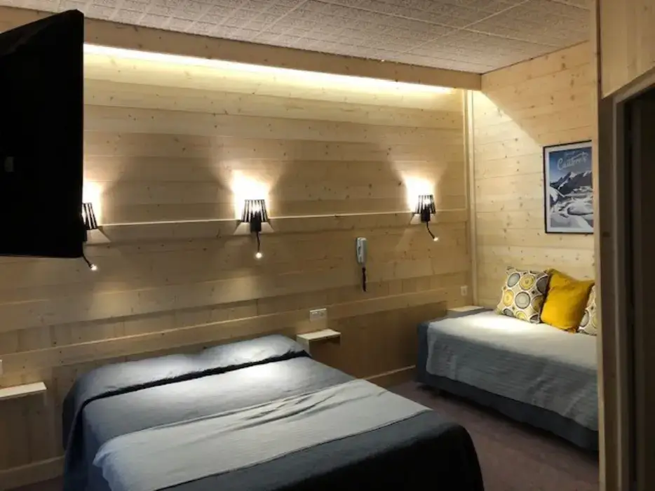 Hôtel Asterides Sacca 13