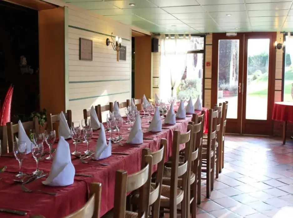 Hôtel Restaurant Eolienne 7