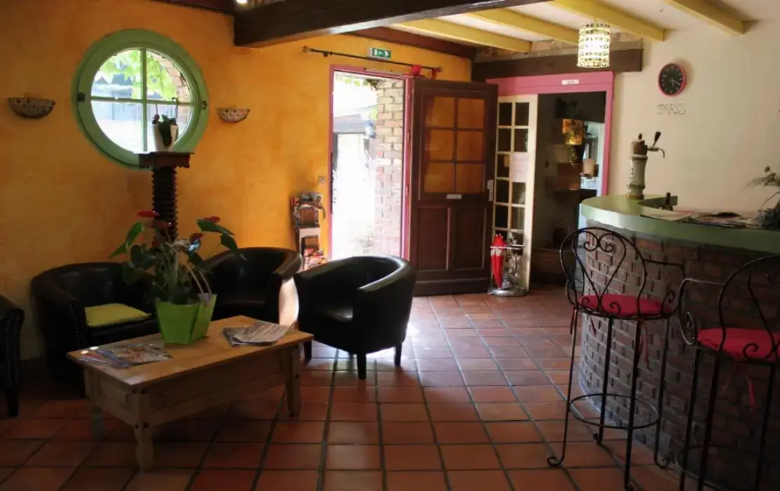 Hôtel Restaurant Eolienne 8