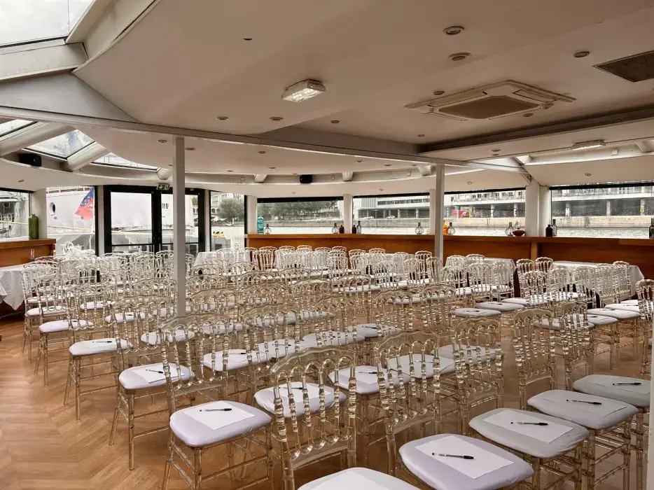 Le VIP Paris Yacht Hotel 4