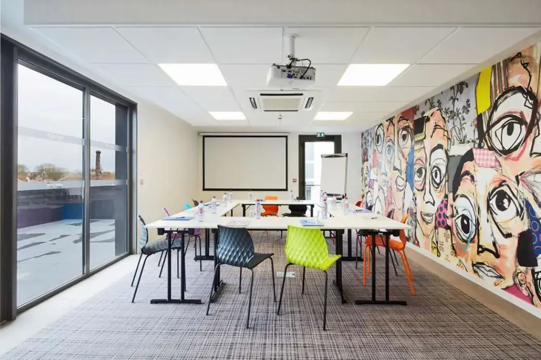 Kyriad Troyes Centre 21