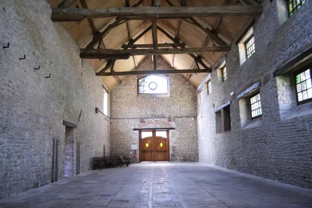 Abbaye Royale Notre Dame de Cercanceaux 4