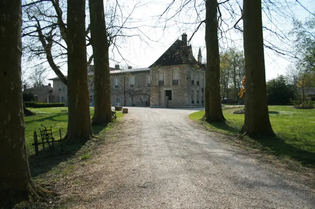 Abbaye Royale Notre Dame de Cercanceaux 6