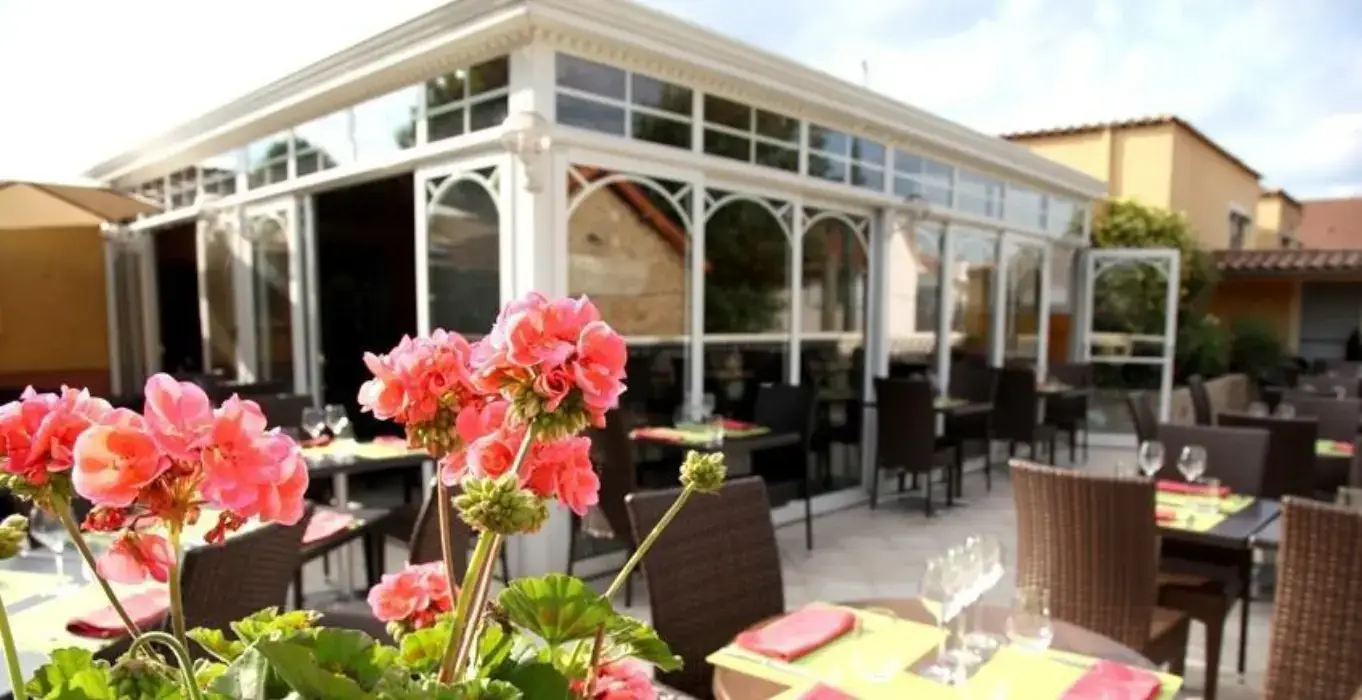 Le Saint-Charles 2