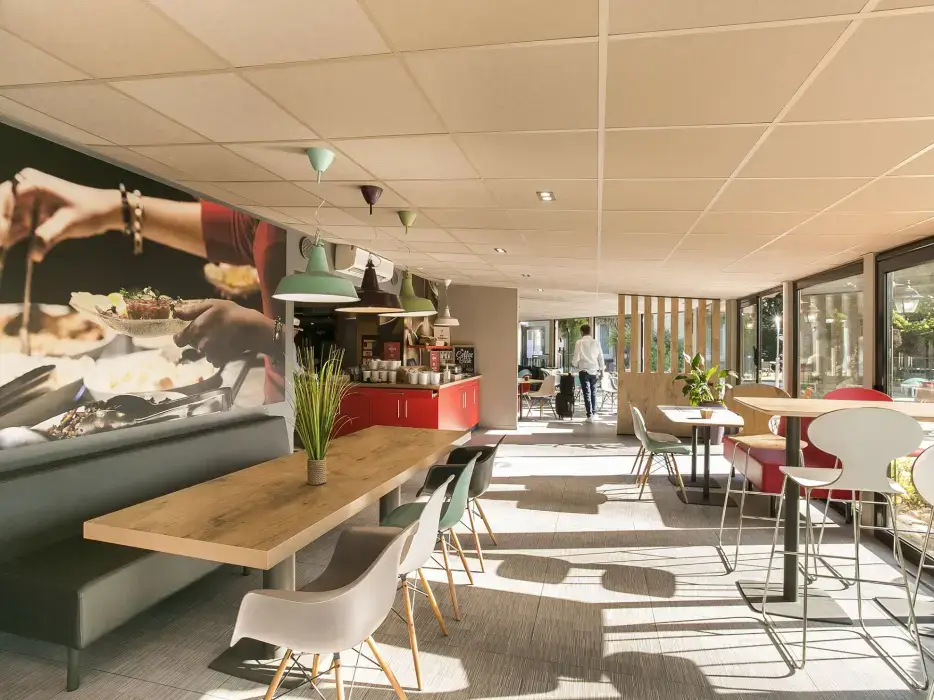 Ibis Avignon Sud 11
