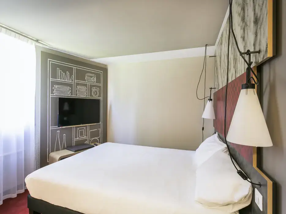 Ibis Avignon Sud 12