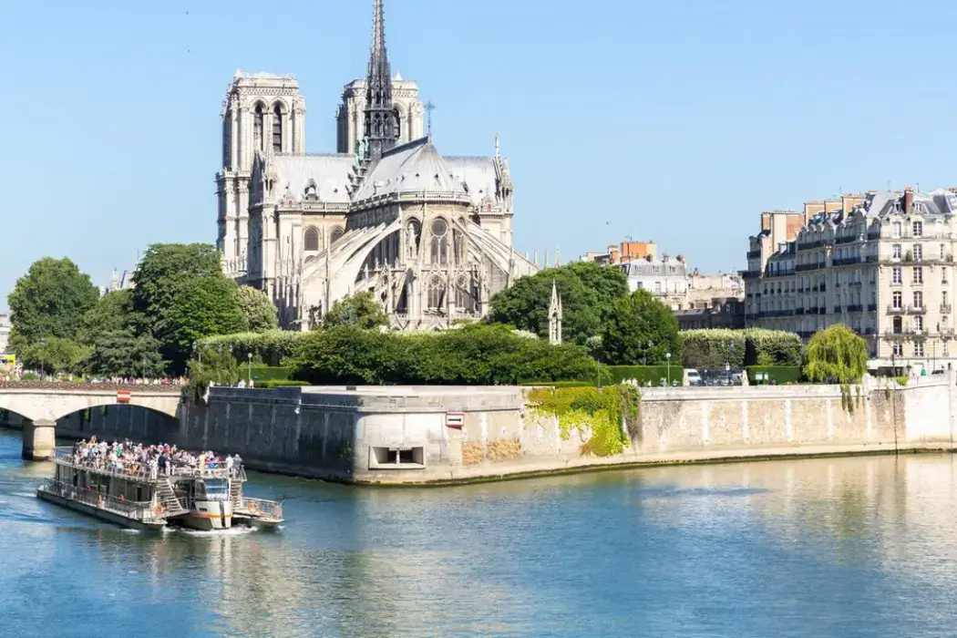 Bateaux Parisiens 2