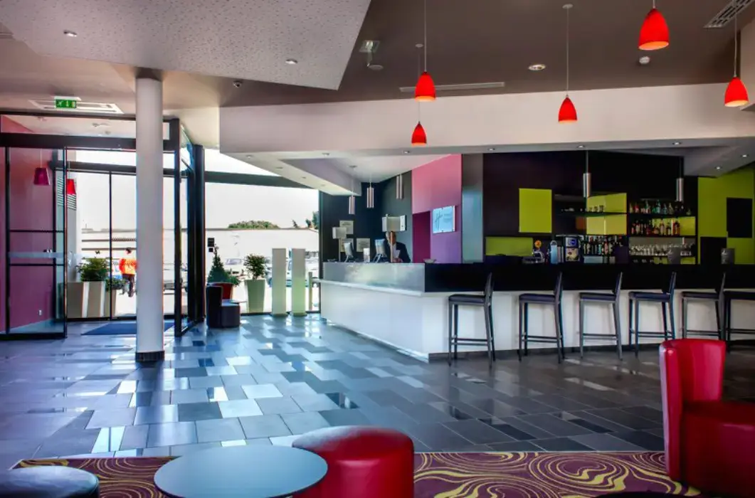 Holiday Inn Express Montpellier Odysseum 11