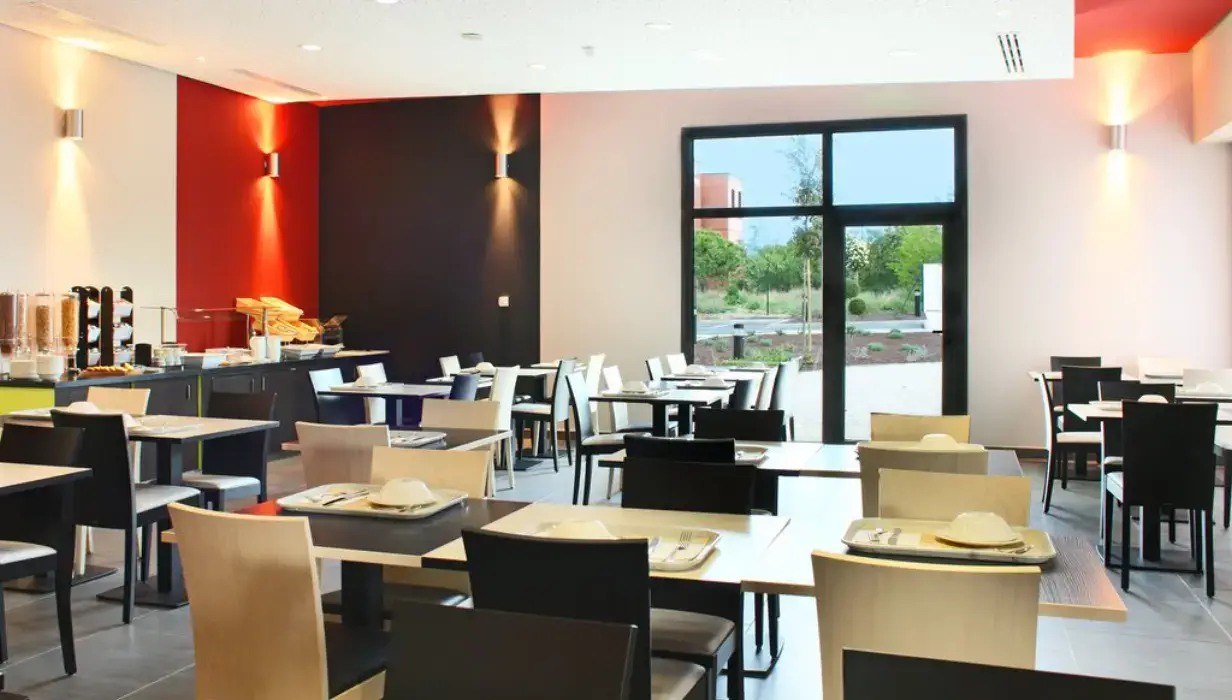 Holiday Inn Express Montpellier Odysseum 9