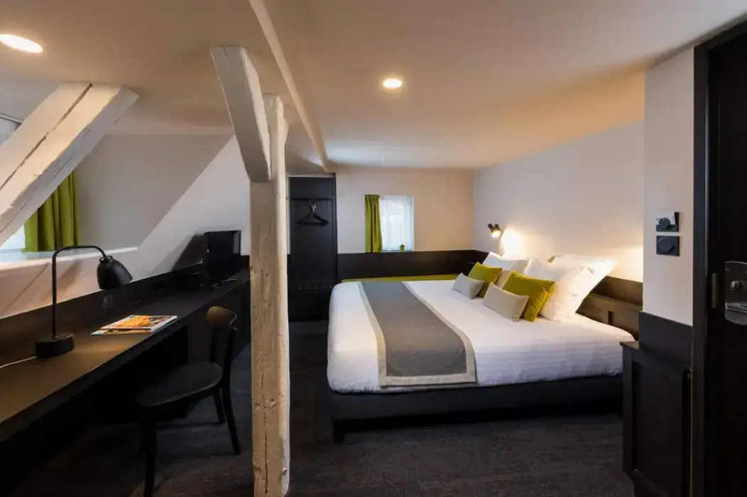Hôtel du Dragon 6