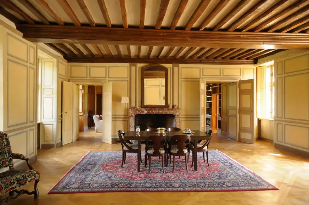 Château de La Cour Senlisse 10