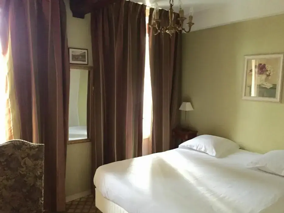 Hôtel de Normandie 5