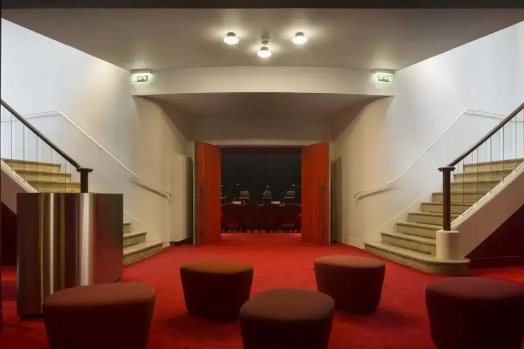 Théâtre de l'Alliance Française 5