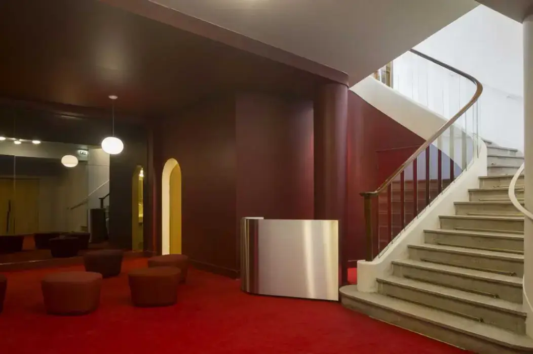 Théâtre de l'Alliance Française 7
