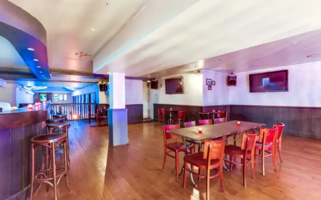 Le Bal Rock restaurant 7