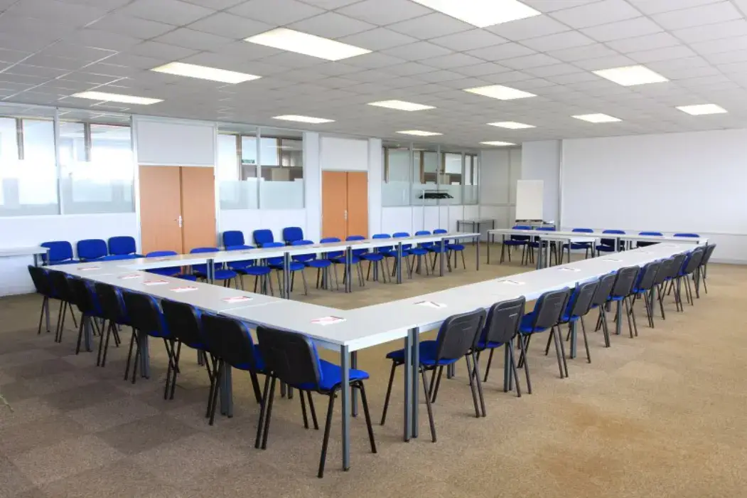 Centre d'Affaires EGB 2