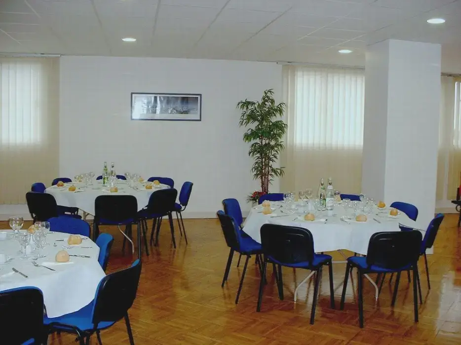 Centre d'Affaires EGB 4