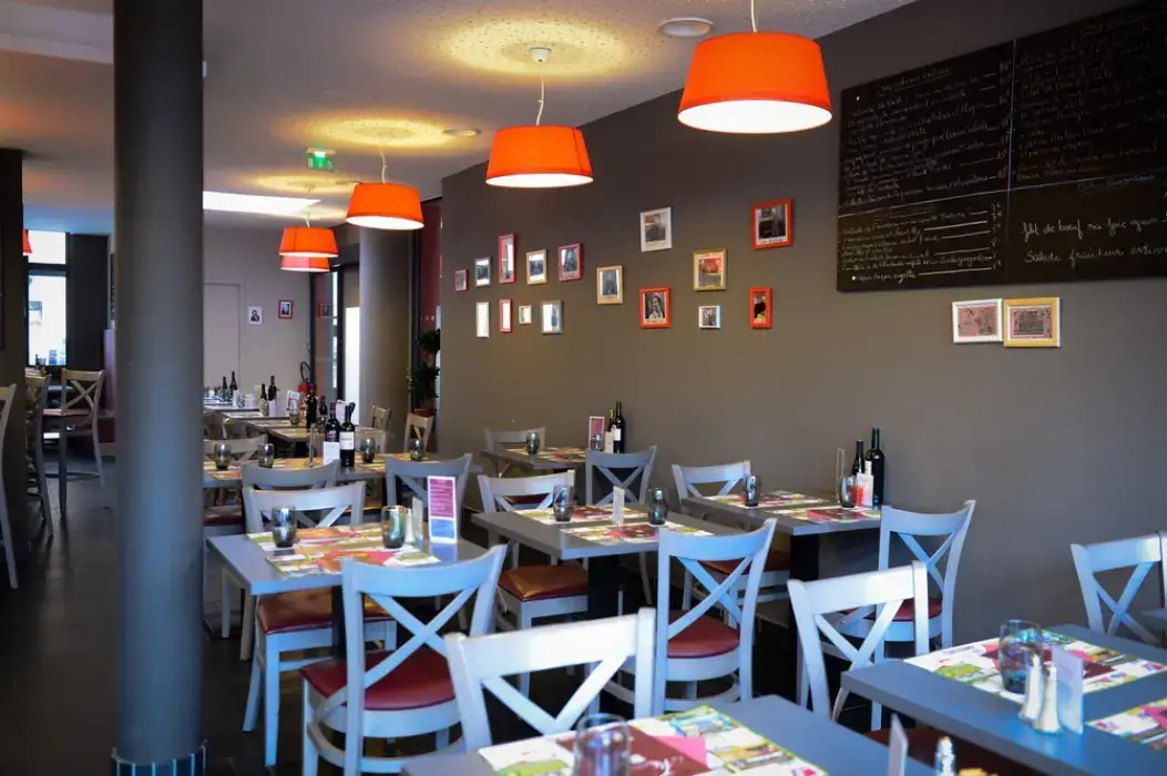 Brit Hotel du Dauphin 18