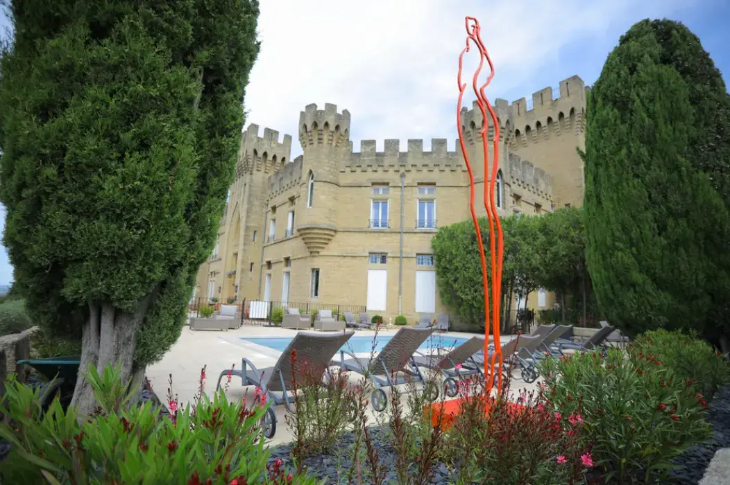 Château Fines Roches 7