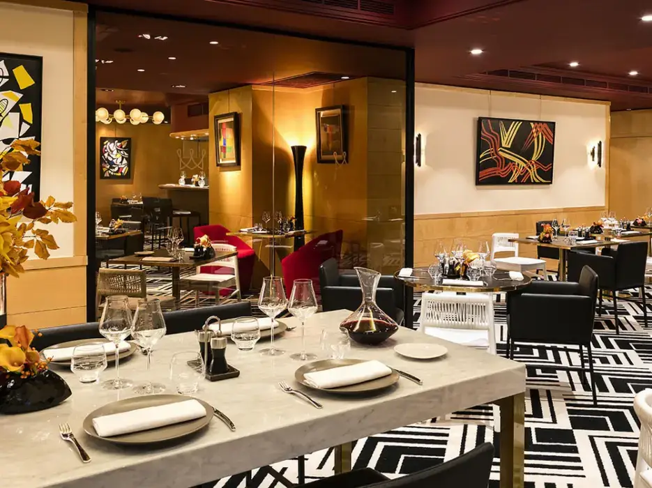 Hotel Warwick Champs-Elysées Paris 10