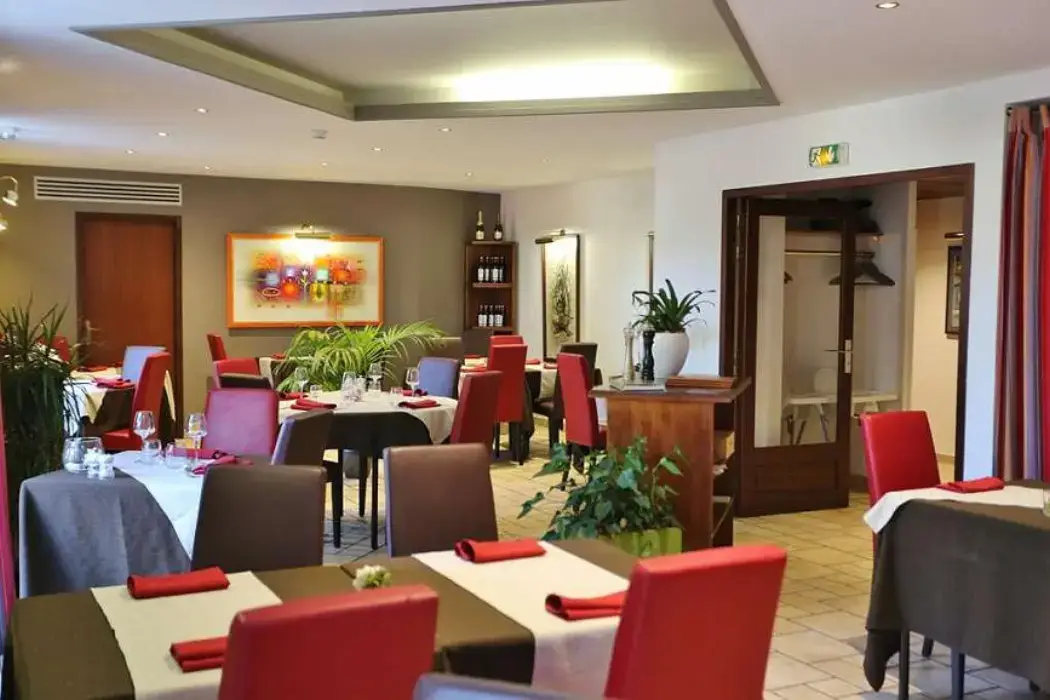 Best Western Hôtel le Pont d'Or 3